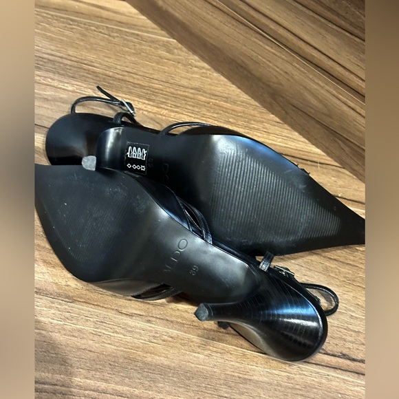 Aldo very cute kitten heels in black. Only worn once. In mint condition. - Picture 2 of 4